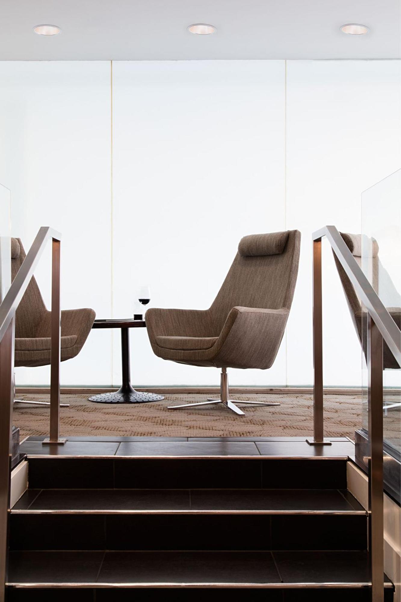 Delta Hotels By Marriott Edmonton South Conference Centre Esterno foto